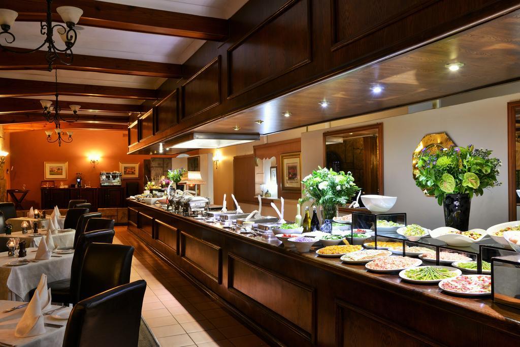 Valley Lodge & Spa Magaliesburg Buitenkant foto
