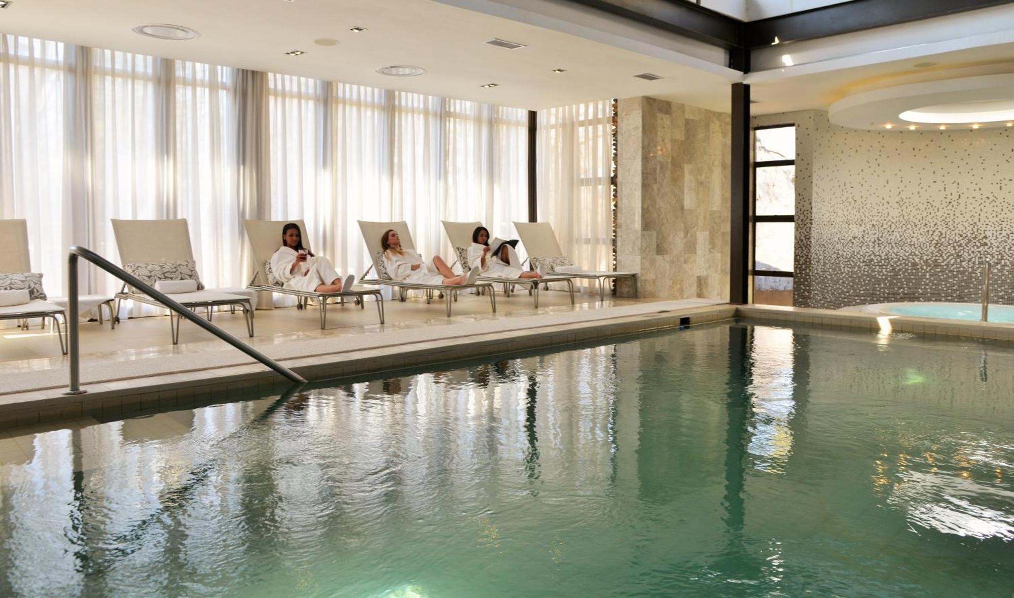Valley Lodge & Spa Magaliesburg Buitenkant foto