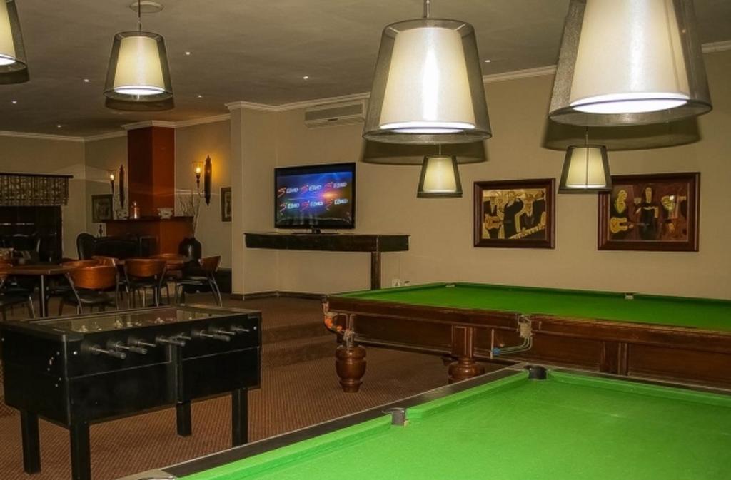Valley Lodge & Spa Magaliesburg Buitenkant foto