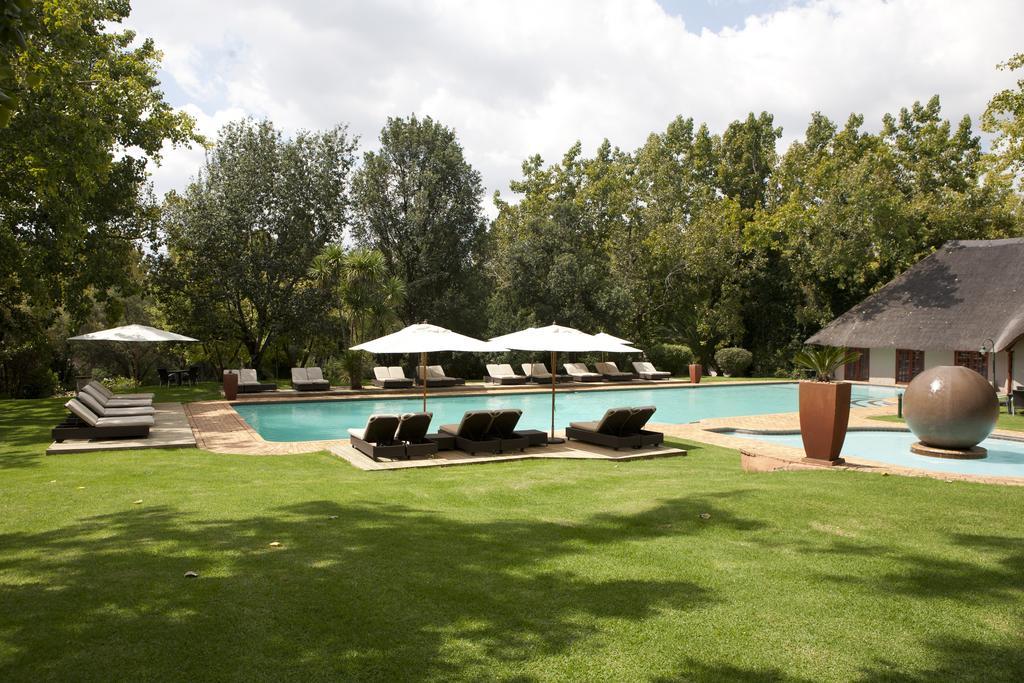 Valley Lodge & Spa Magaliesburg Buitenkant foto