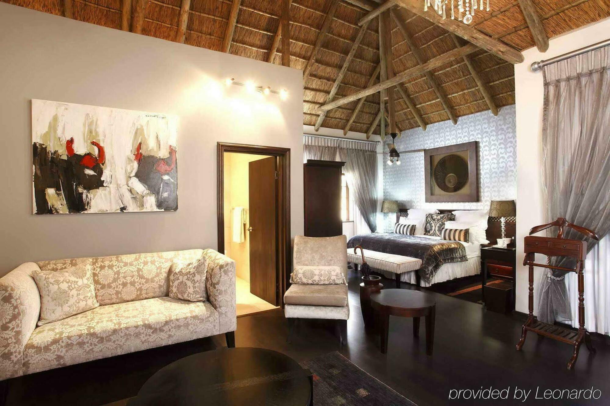 Valley Lodge & Spa Magaliesburg Buitenkant foto